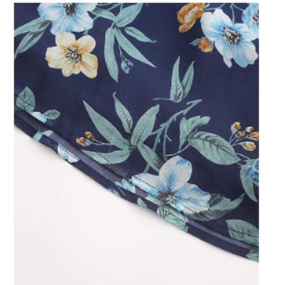 Women Chiffon Deep VNeck Floral BackCross Playsuit - Picture 5 of 5